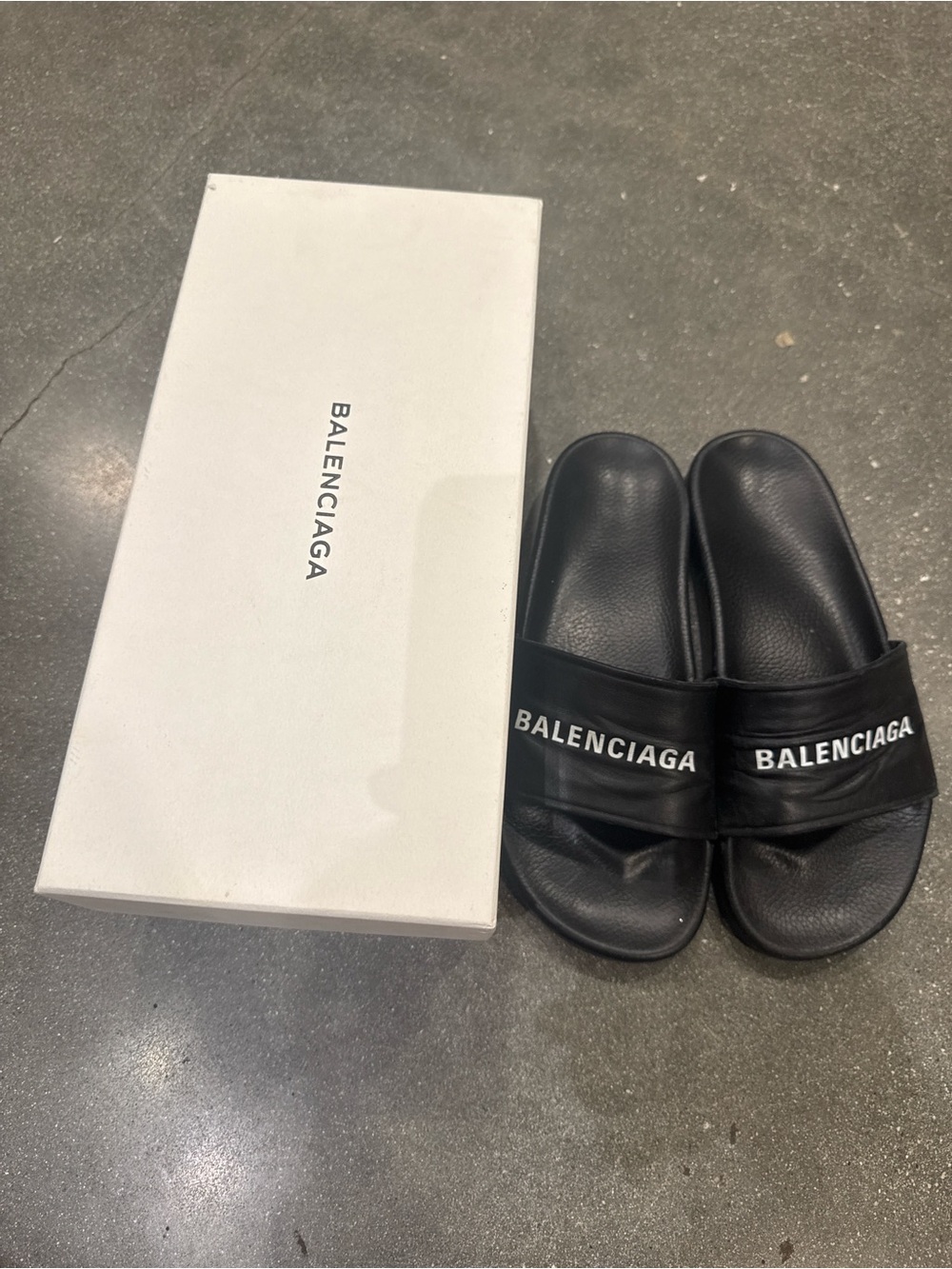 Balenciaga Black Logo Strap Slide Sandals - Picture 4 of 8